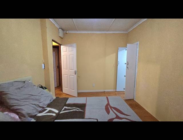 5 BEDROOM HOUSE FOR SALE IN SHALLCROSS